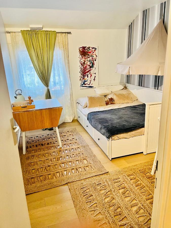 Private Rooms In A Tiny Home 4 Min Drive To Airport Cdg ,1 Private Bathroom Ideal For Families And Friends Roissy-en-France Dış mekan fotoğraf